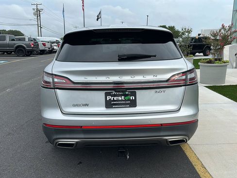 Used 2019 Lincoln Nautilus Reserve FWD image 6