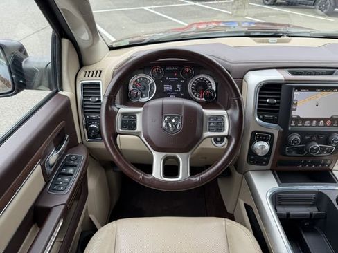 Used 2017 RAM 1500 Laramie w/ Convenience Group image 20