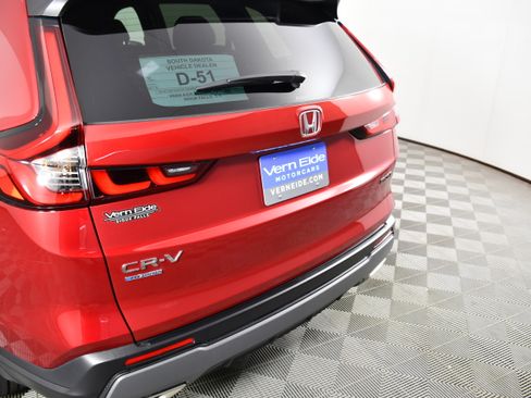 Certified 2025 Honda CR-V Sport image 15