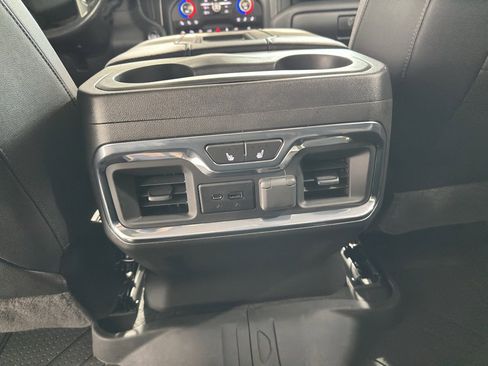 Used 2020 Chevrolet Silverado 1500 LTZ w/ LTZ Premium Package image 19