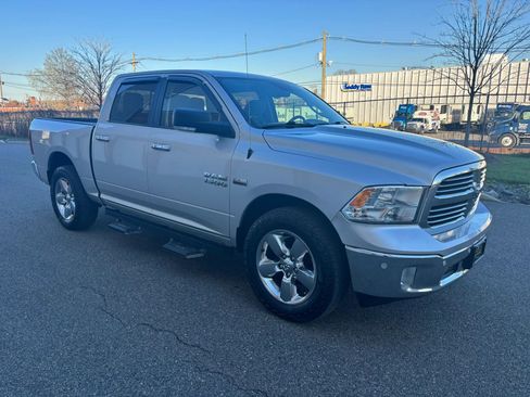 Used 2018 RAM 1500 Big Horn AWD/4WD image 11