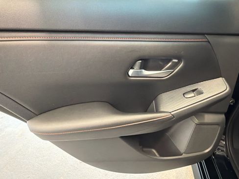 Used 2025 Nissan Sentra SR FWD image 21