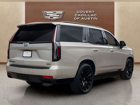Used 2023 Cadillac Escalade Sport Platinum w/ LPO, ONYX Package AWD/4WD image 4