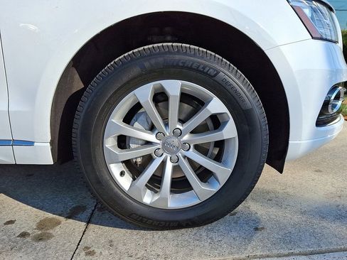 Used 2015 Audi Q5 2.0T Premium Plus w/ Technology Package image 8