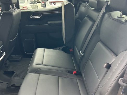 Used 2024 Chevrolet Silverado 1500 LTZ AWD/4WD image 12