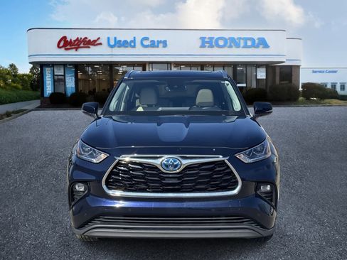Used 2023 Toyota Highlander Limited image 8