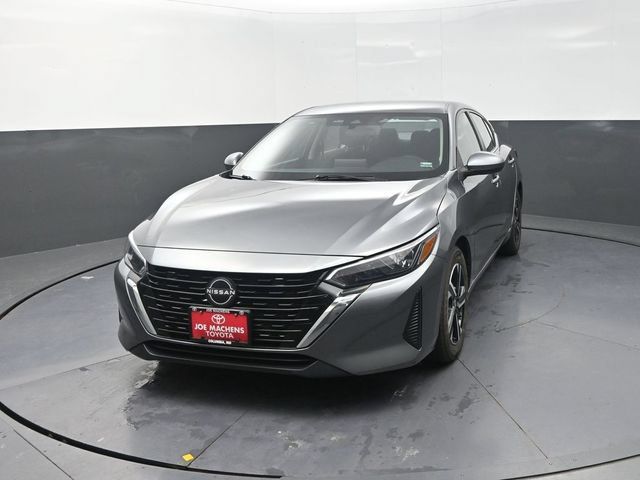 Used 2024 Nissan Sentra SV FWD image 2