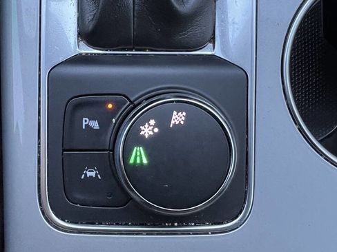 Used 2021 Chevrolet Blazer LT image 26