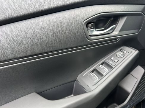 New 2025 Honda Accord LX image 31