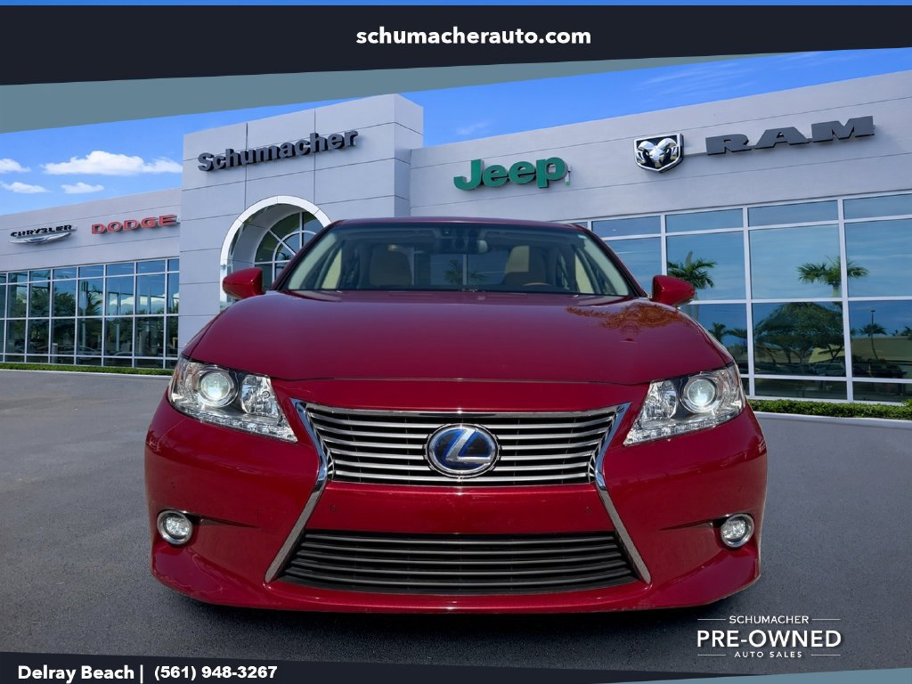 Used 2014 Lexus ES 300h w/ Premium Package w/Bamboo Trim FWD image 2