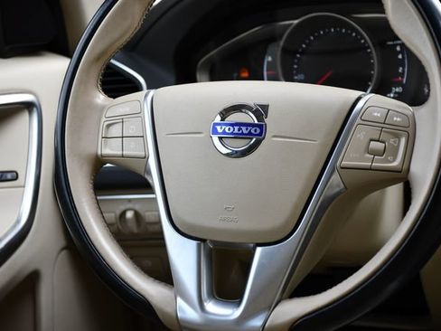 Used 2015 Volvo XC60 T5 Premier FWD image 21