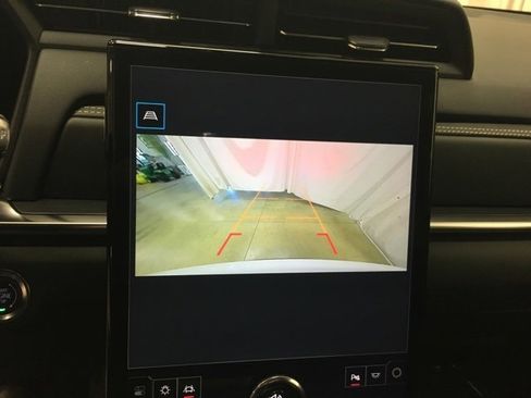 Used 2025 GMC Terrain Elevation image 20