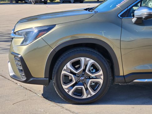 Used 2023 Subaru Ascent Limited w/ Technology Package image 8