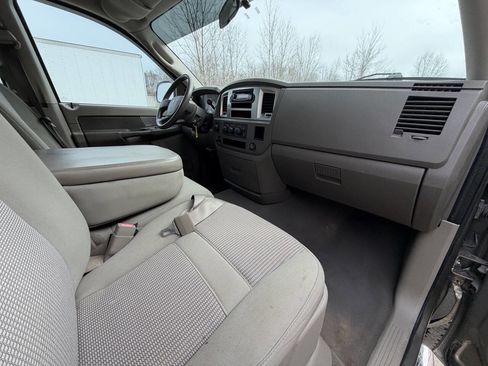 Used 2007 Dodge Ram 1500 Truck SLT image 16