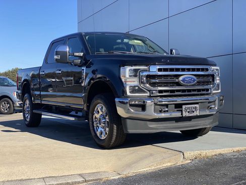 Used 2020 Ford F350 Lariat w/ Lariat Ultimate Package image 2
