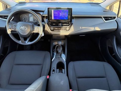 Used 2024 Toyota Corolla LE FWD image 24