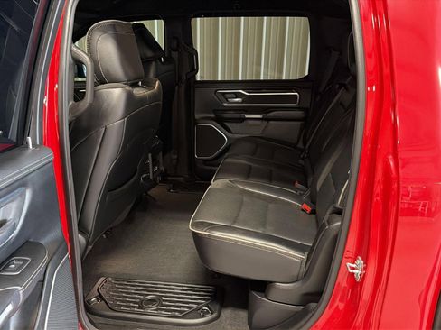 Used 2021 RAM 1500 Laramie image 12