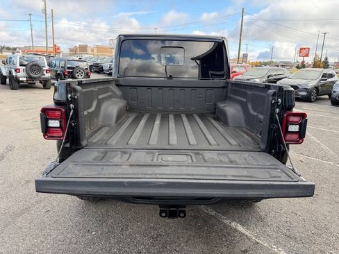 Used 2021 Jeep Gladiator Rubicon w/ Dual Top Group AWD/4WD image 45