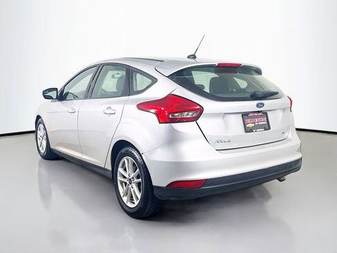 Used 2017 Ford Focus SE image 8