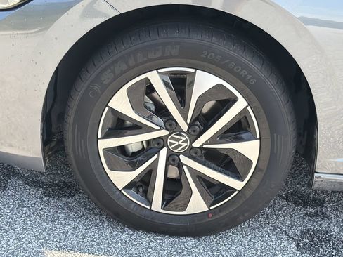 Used 2024 Volkswagen Jetta S FWD image 29