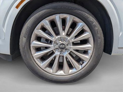 Used 2020 Hyundai Palisade Limited FWD image 18