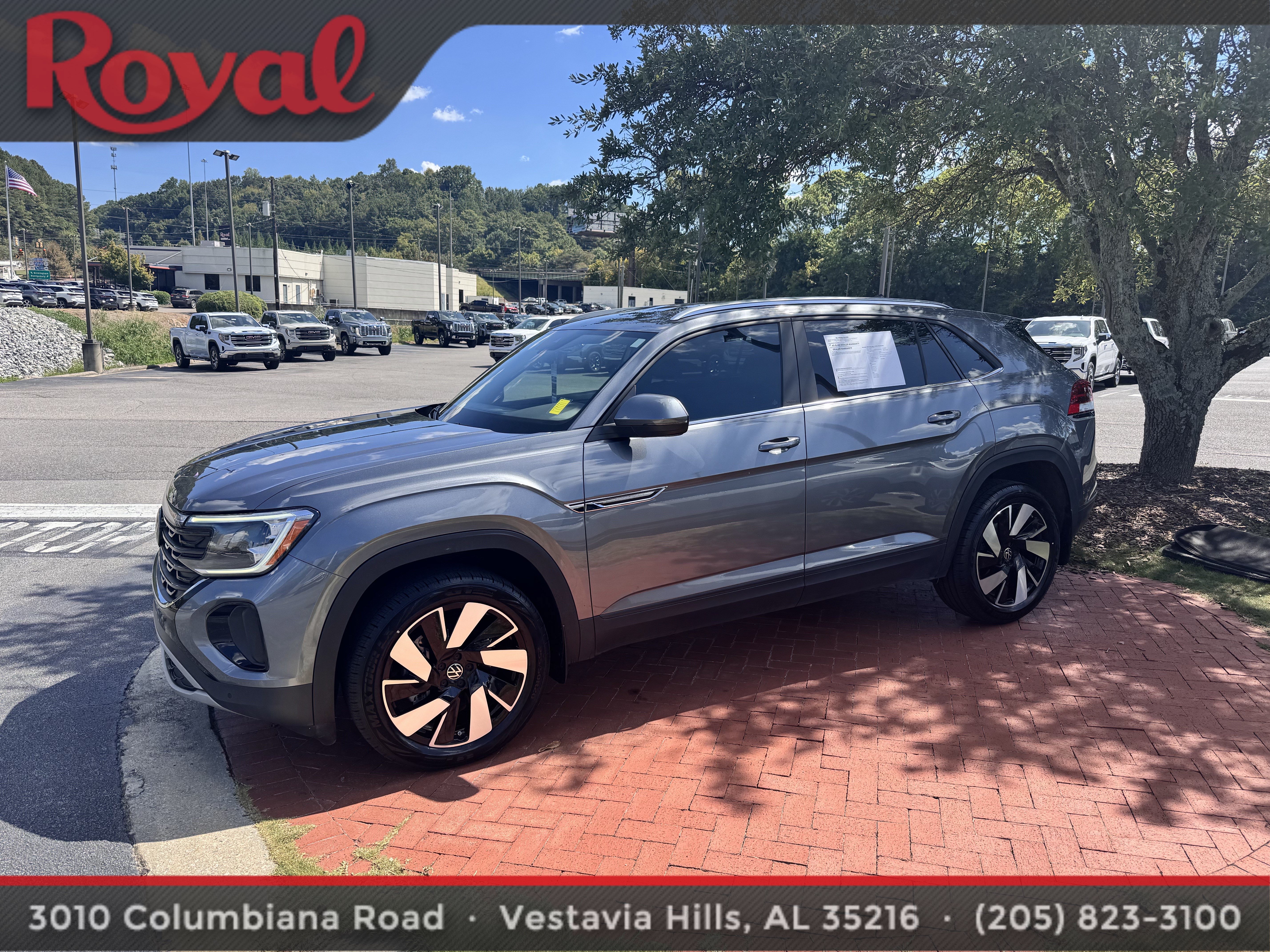 Certified 2024 Volkswagen Atlas Cross Sport SE FWD image 1