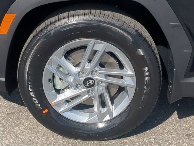 New 2025 Hyundai Tucson SE FWD image 11