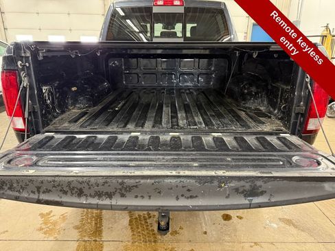 Used 2018 RAM 1500 Outdoorsman AWD/4WD image 34