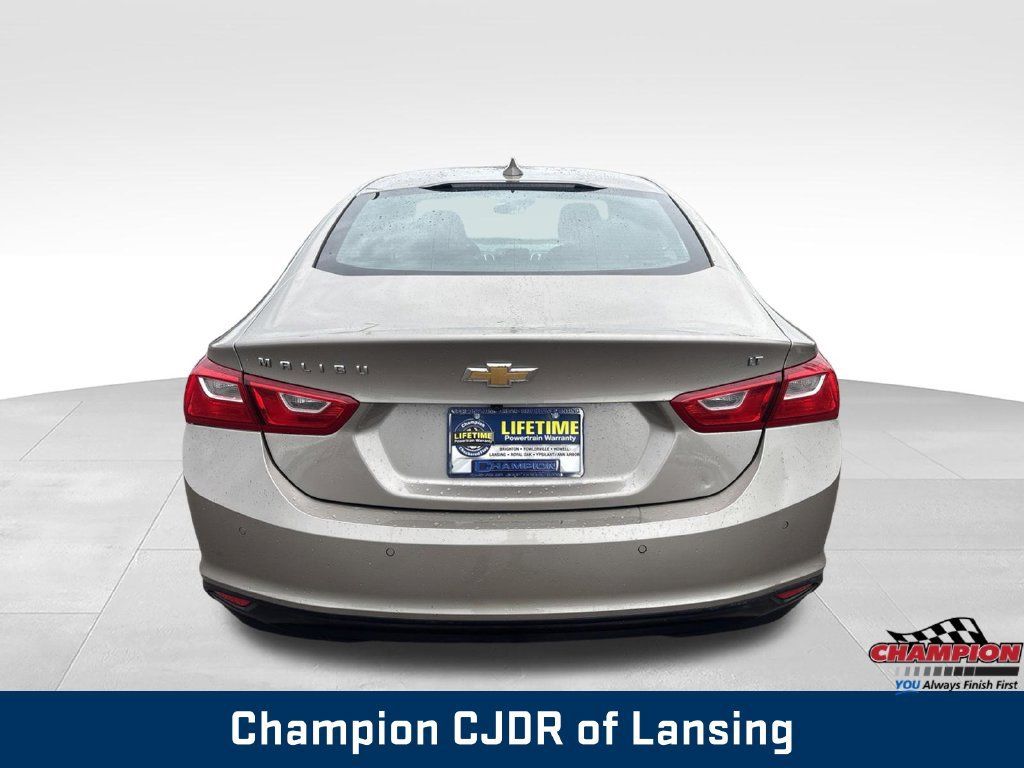 Used 2024 Chevrolet Malibu LT FWD image 7