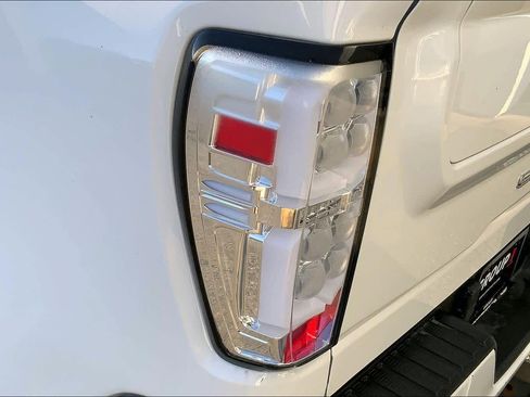 Used 2023 GMC Sierra 2500 AT4 w/ Gooseneck/5TH Wheel Package image 26