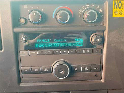 Used 2025 Chevrolet Express 2500 w/ Driver Convenience Package image 14