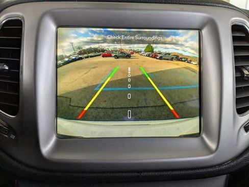 Used 2018 Jeep Compass Latitude w/ Popular Equipment Group image 25