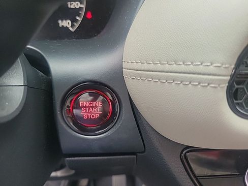 Used 2024 Honda HR-V LX image 18