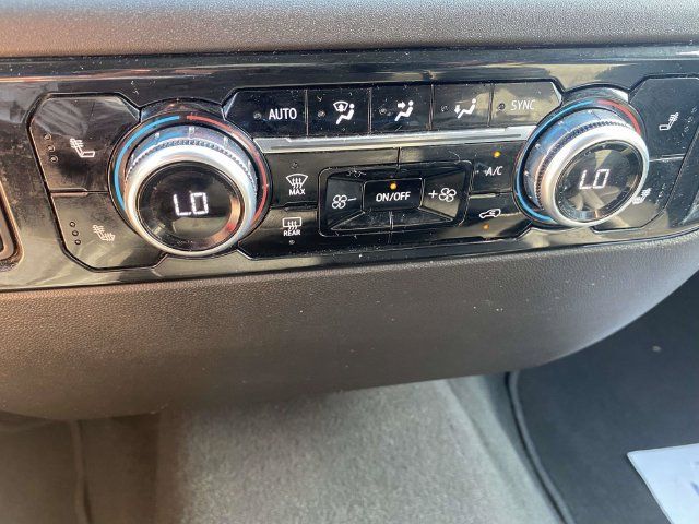 Used 2025 GMC Sierra 1500 SLT AWD/4WD image 19