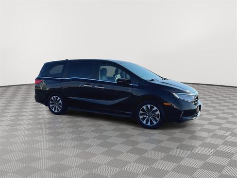 Used 2022 Honda Odyssey EX-L image 2