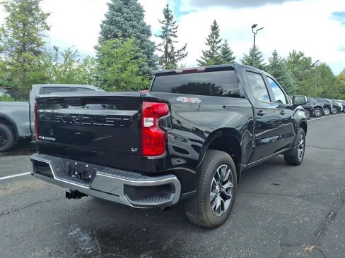Used 2024 Chevrolet Silverado 1500 LT AWD/4WD image 4