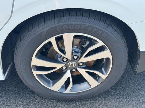 Used 2021 Honda Odyssey Touring image 8