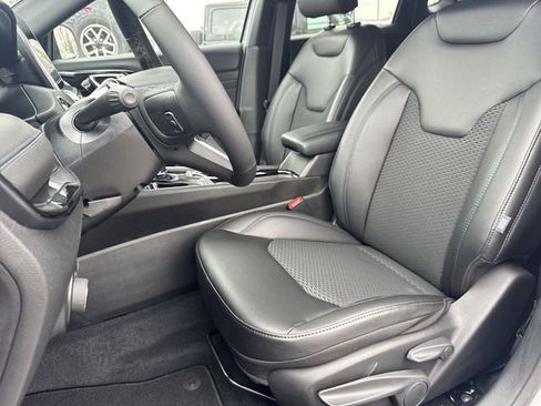 New 2026 Jeep Compass Latitude image 21