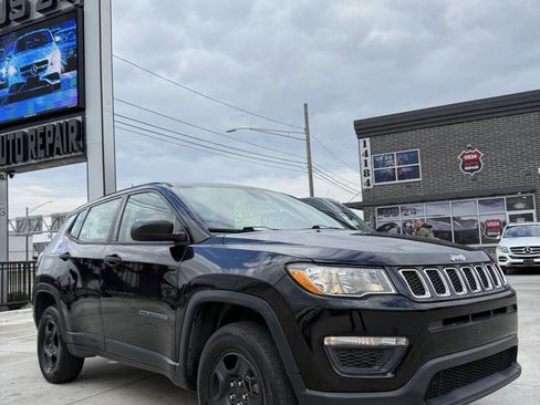 Used 2017 Jeep Compass Sport AWD/4WD image 1