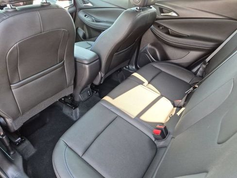 Used 2025 Buick Encore GX Sport Touring w/ Advanced Technology Package AWD/4WD image 27