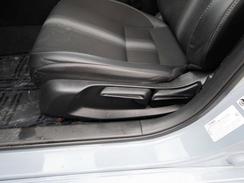 Used 2024 Honda Civic Sport image 12