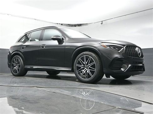 New 2025 Mercedes-Benz GLC 43 AMG 4MATIC image 55