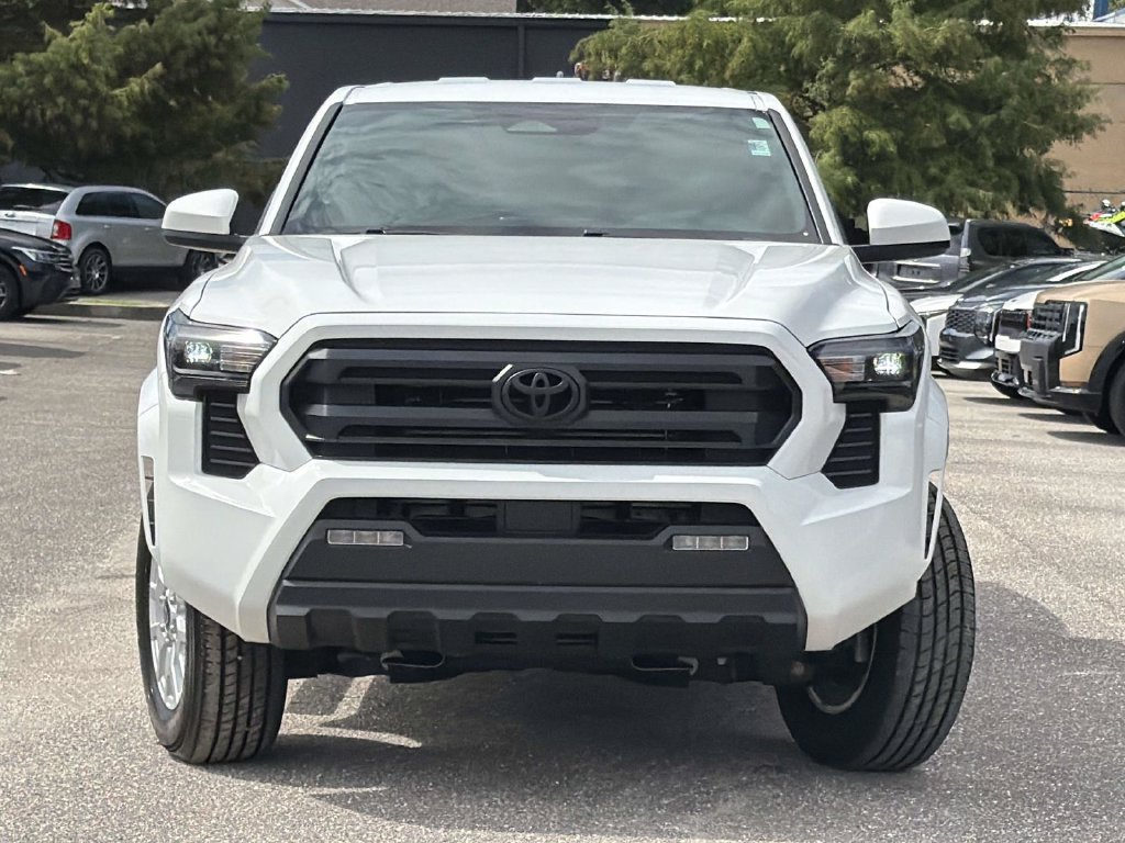 Used 2025 Toyota Tacoma SR5 RWD image 27