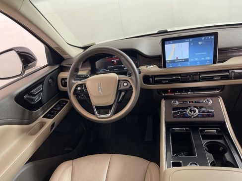 Used 2021 Lincoln Aviator Grand Touring w/ Elements Package Plus image 19