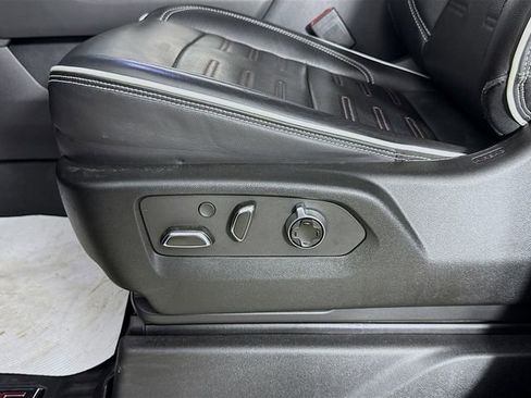 Used 2022 GMC Sierra 1500 AT4X image 20