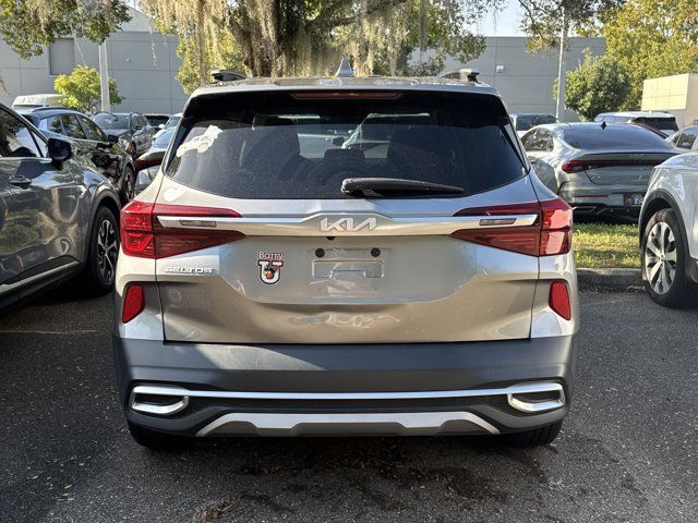 Used 2023 Kia Seltos S FWD image 5