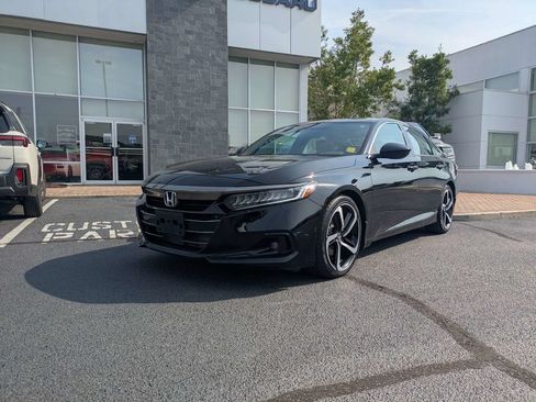 Used 2022 Honda Accord Sport image 9