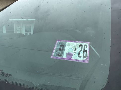 Used 2015 Ford F250 Lariat w/ Camper Package image 33