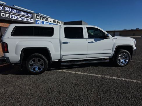 Used 2018 GMC Sierra 1500 SLT AWD/4WD image 9