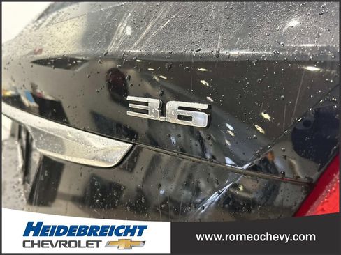 Certified 2017 Cadillac XT5 Premium Luxury image 39